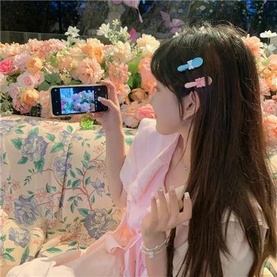 爆红到死吧!! 在线观看
